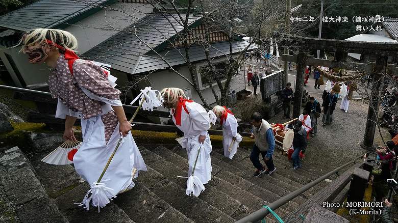 桂大神楽　舞い入れ