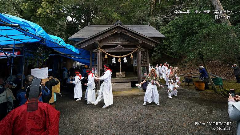 桂大神楽　舞い入れ