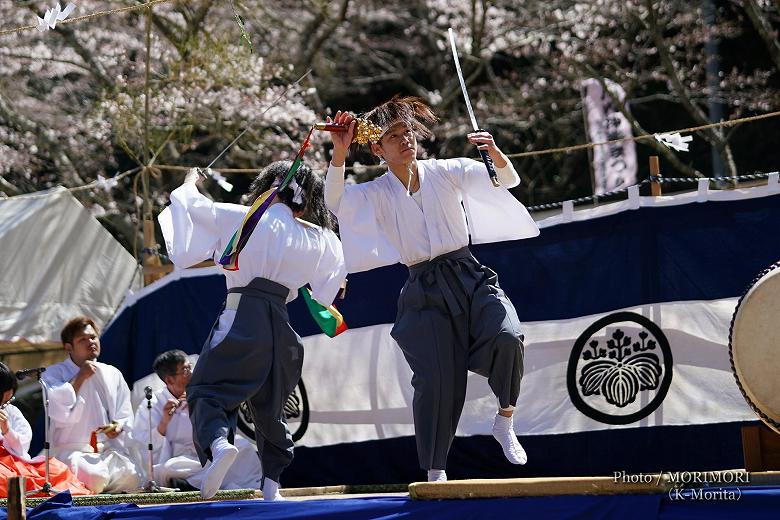 地割(入刀)〔歌糸〕 三川内神楽まつりにて