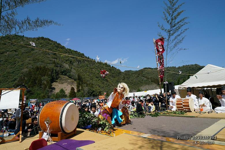 柴引面〔市振〕 三川内神楽まつりにて