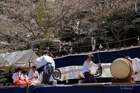 地割(入刀)〔歌糸〕 三川内神楽まつりにて