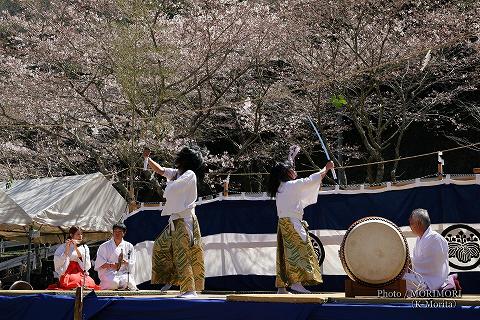 地割(カンマンギリ)〔市尾内〕 三川内神楽まつりにて