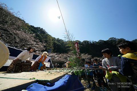 柴引面〔市振〕 三川内神楽まつりにて