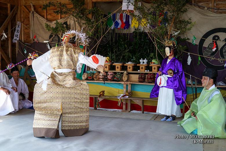 乱杭野 霧島神社例祭　神楽奉納（手力（たちから））