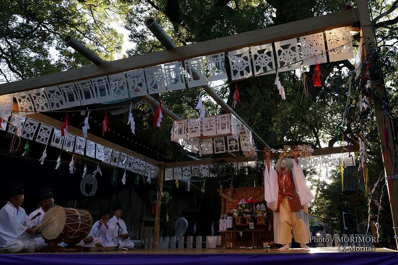 志那賀津姫の神舞 (尾崎神楽保存会) 