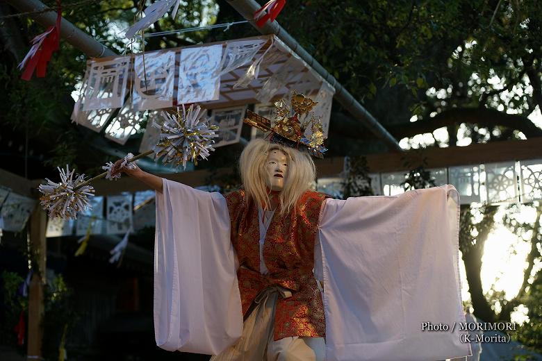 志那賀津姫の神舞 (尾崎神楽保存会) 