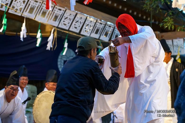 酒解の神舞 (合同神楽保存会)