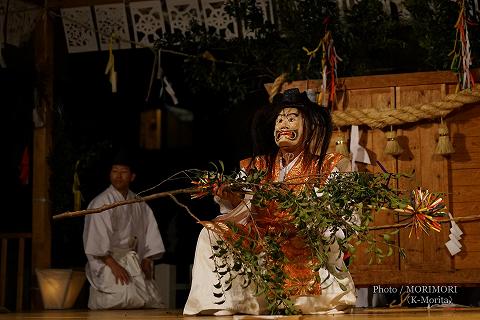 天の太玉の命舞 (大峡神楽保存会)