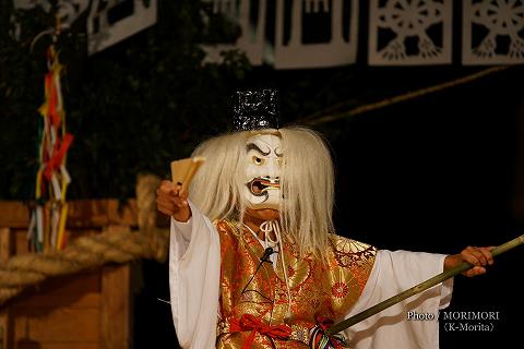 天の戸隠の命舞 (尾崎神楽保存会)