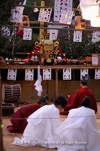 尾八重神楽　神事　17:21