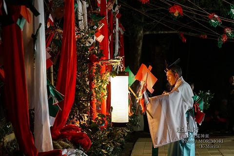 嶽之枝尾神楽(注連唱行)