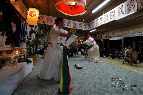 嶽之枝尾神楽(紋神楽)