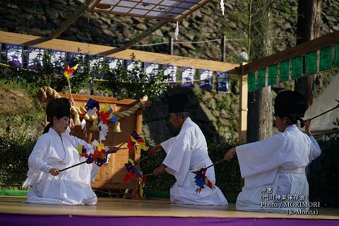 沖恵 (門川神楽保存会）