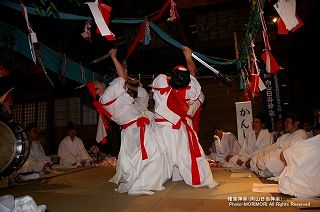 椎葉神楽（向山日当神楽）　かんしん　06