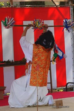 地割鬼神　(田元神社　春まつりにて)