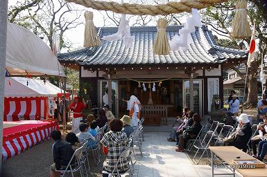 太玉(ふとだま)舞　(田元神社　祈年祭（春まつり）にて)