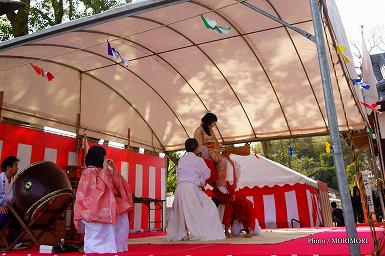 杵舞　(田元神社　祈年祭（春まつり）にて)