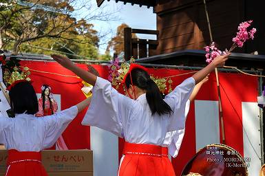 本郷　巫女舞
