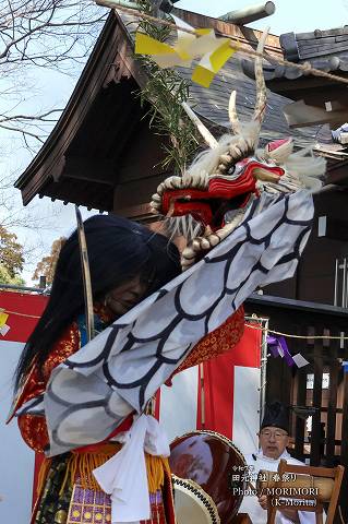「倭の大蛇」「八岐大蛇（やまたのおろち）」