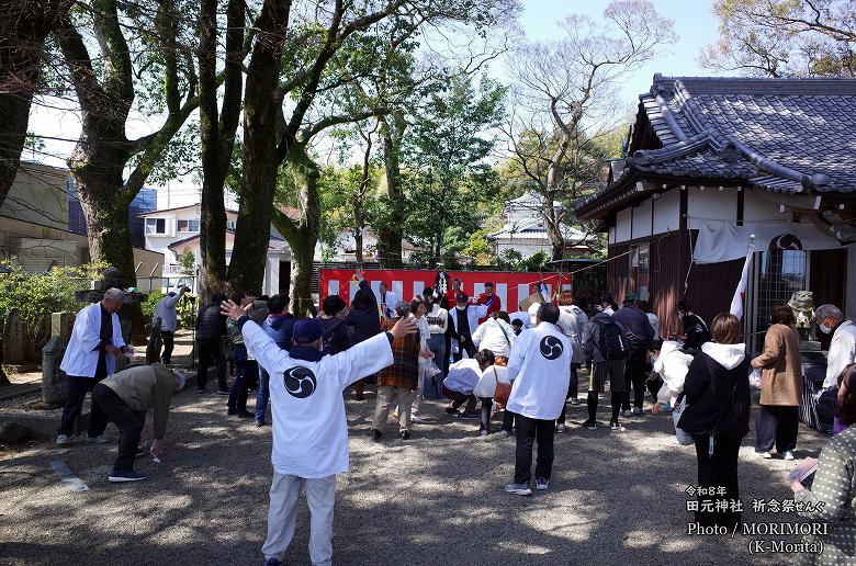 田元神社 春祭り せんぐ撒き