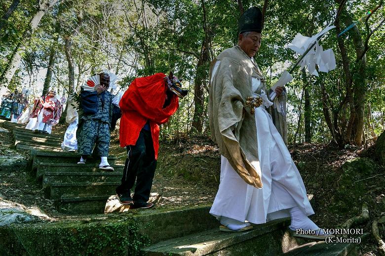 戸下神楽　舞入れ