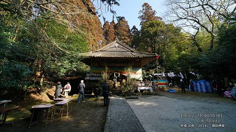 潮嶽神社（春大祭の朝）