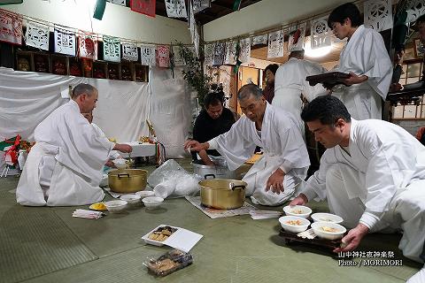 夜食