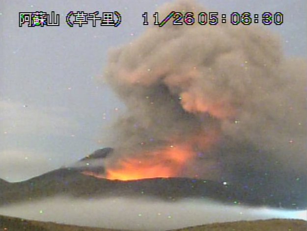 阿蘇山　噴火　2014年11月26日