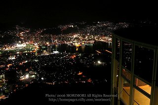 長崎市稲佐山山頂展望台　長崎の夜景　０２