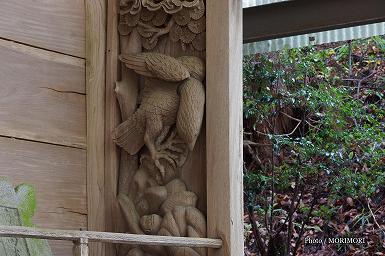 白鳥神社の彫刻