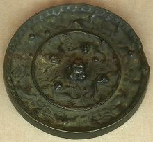 唐式鏡（奈良時代）海獣葡萄鏡