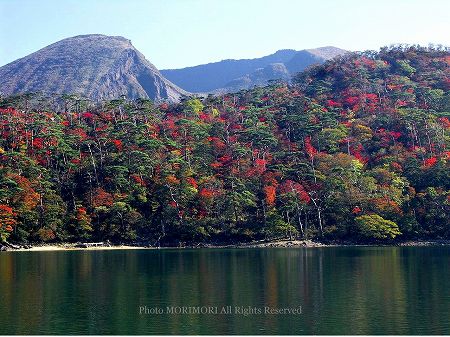 えびの高原 六観音御池の紅葉 01 えびの高原 六観音御池の紅葉 01