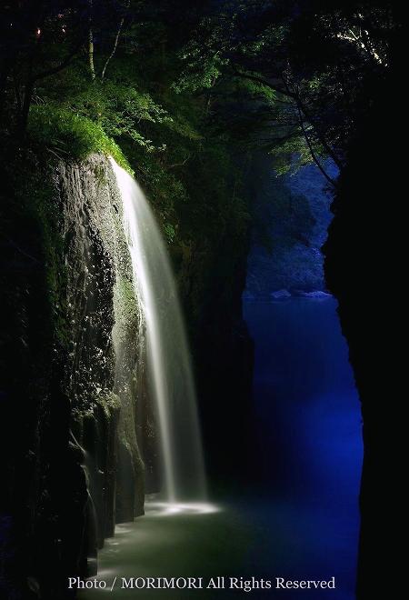 高千穂峡のライトアップ 高千穂峡のライトアップ