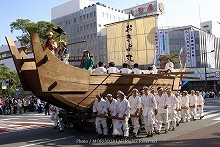 平成19年　宮崎神宮大祭（神武さま）の写真　古代船　おきよ丸　03
