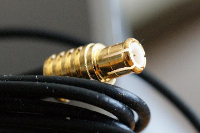 SKV-3000 03 中継コネクターの形状 SKV-3000 1405sant03.jpg 中継コネクターの形状