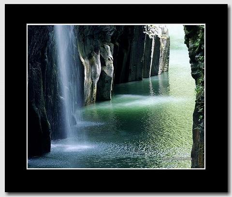 ■ 高千穂峡　真名井の滝