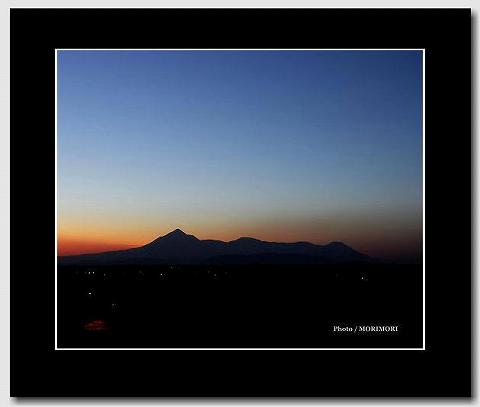 ■ 霧島山の夕景