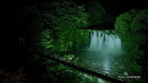 関之尾滝のライトアップ