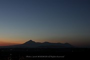 高城町より見た夕日の霧島連山　04