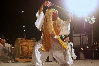 高千穂 岩戸野方野地区石神神社の神楽　杉登（すぎのぼり）01