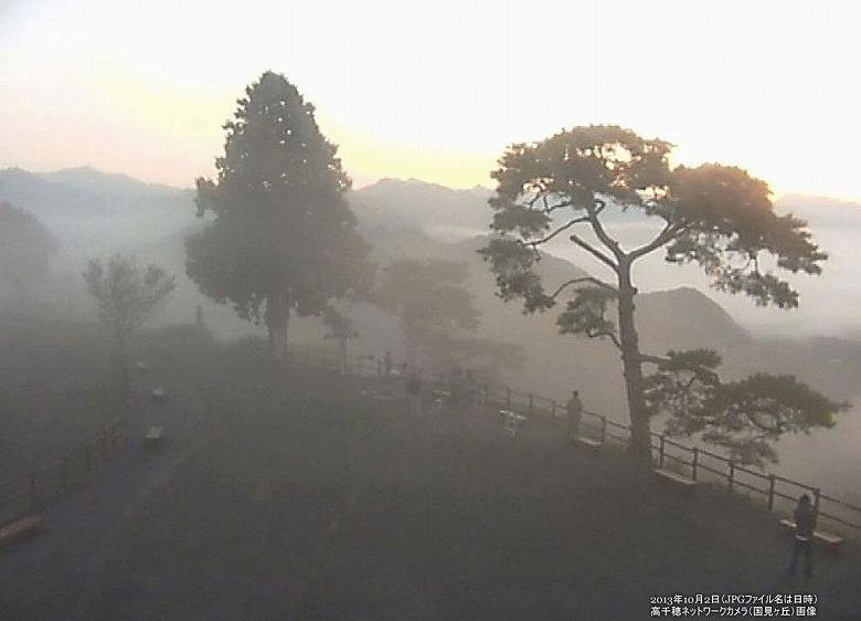 ■ 高千穂町　国見ヶ丘から見る雲海　2013年10月2日（ネットワークカメラ画像）05