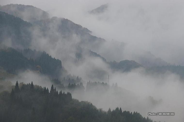 国見ヶ丘からの眺め　山水画風