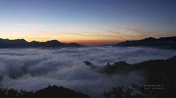 高千穂の雲海の壁紙　1 縦横比16:9