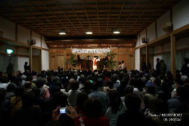 高千穂神社・神楽保存館(神楽殿)内