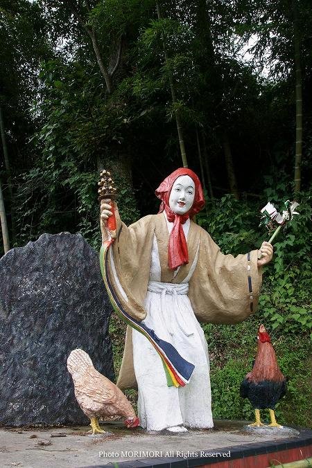天の岩戸神楽発祥の地 鈿女 天の岩戸神楽発祥の地 鈿女