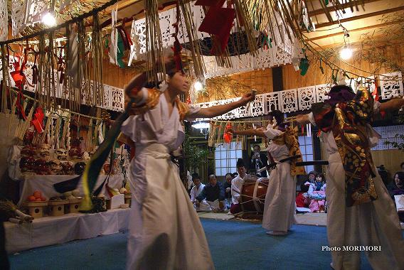 高千穂の夜神楽(上田原神楽)3 高千穂の夜神楽(上田原神楽)3