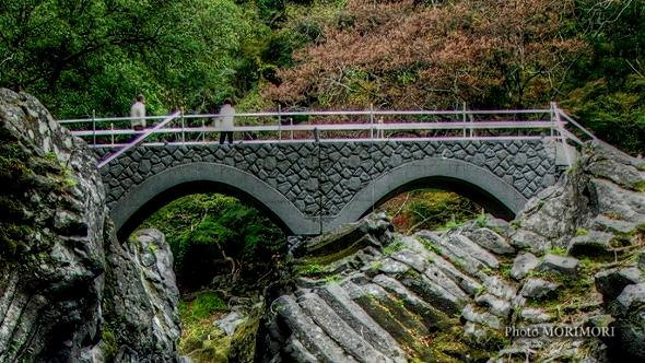 高千穂峡 槍飛び橋 高千穂峡 槍飛び橋