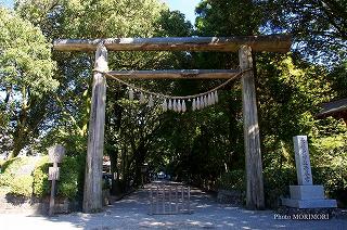 天岩戸神社西本宮　鳥居　平成24年撮影　01　