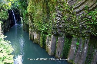 高千穂峡の新緑　2010年撮影　03