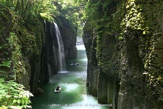 高千穂峡の新緑　00